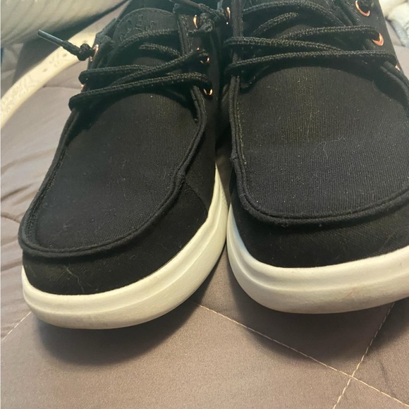 Sketchers slip ons - Picture 3 of 3